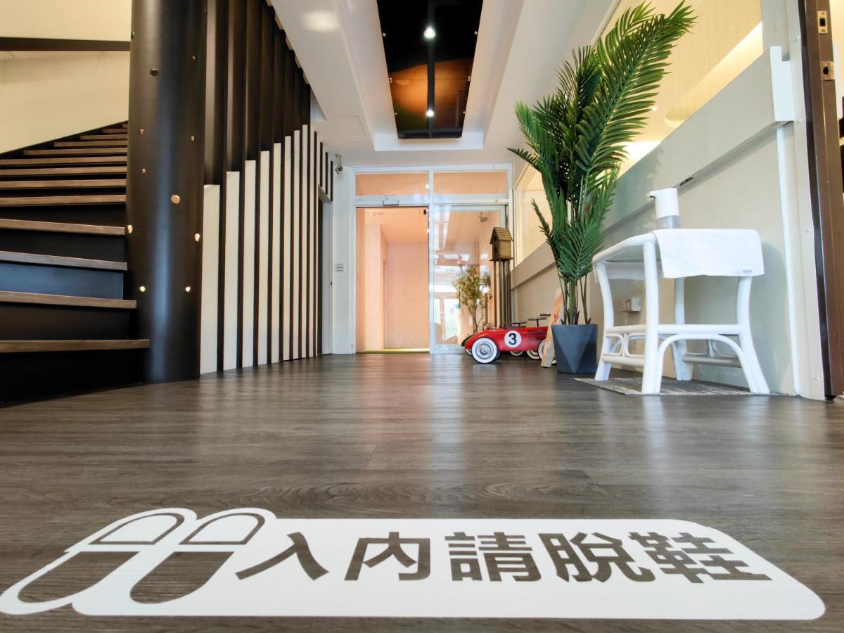 Lovestar Lakeside Hotel - Stars Building Nanwan Exterior photo